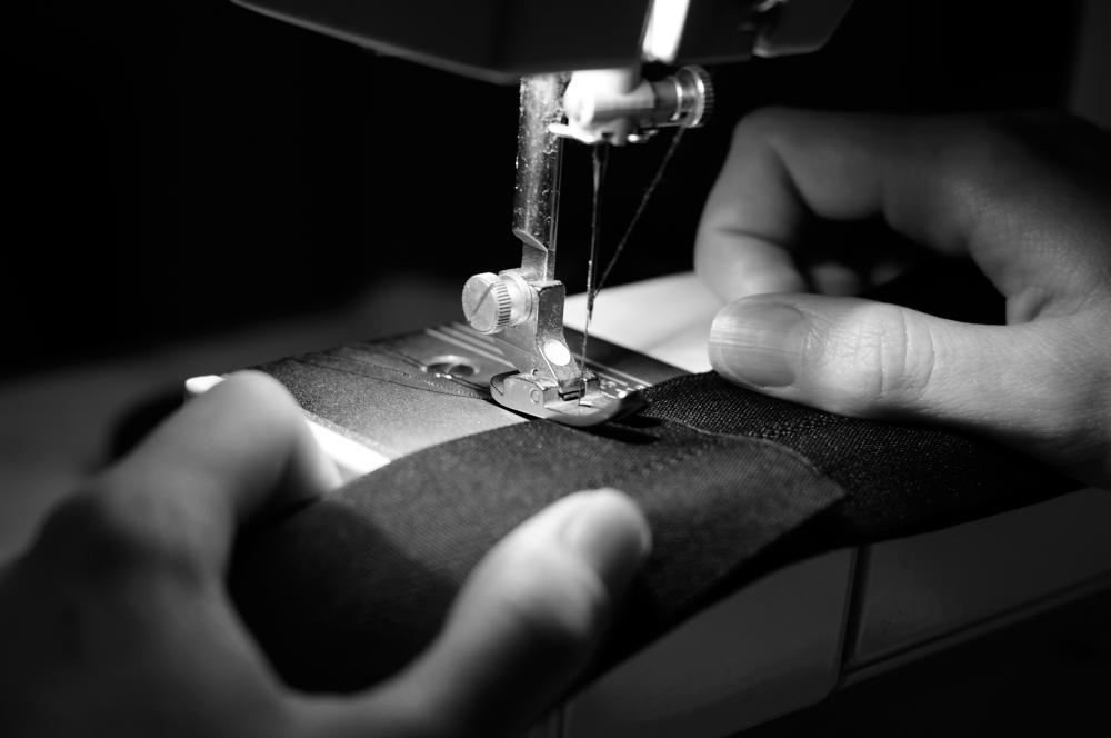 Réparation machine à coudre Bernina à Latresne